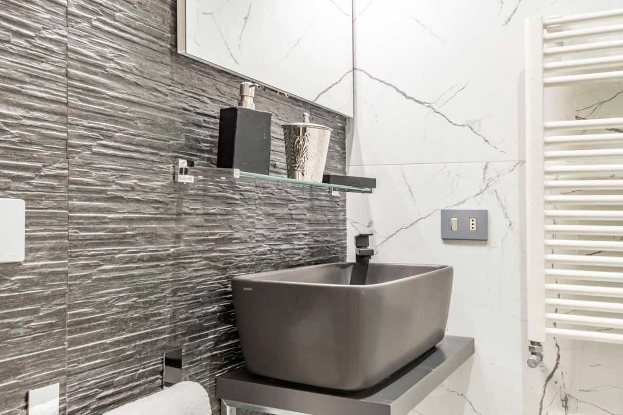Trevi Luxury Design Apartment Jacuzzi Roma Exterior foto
