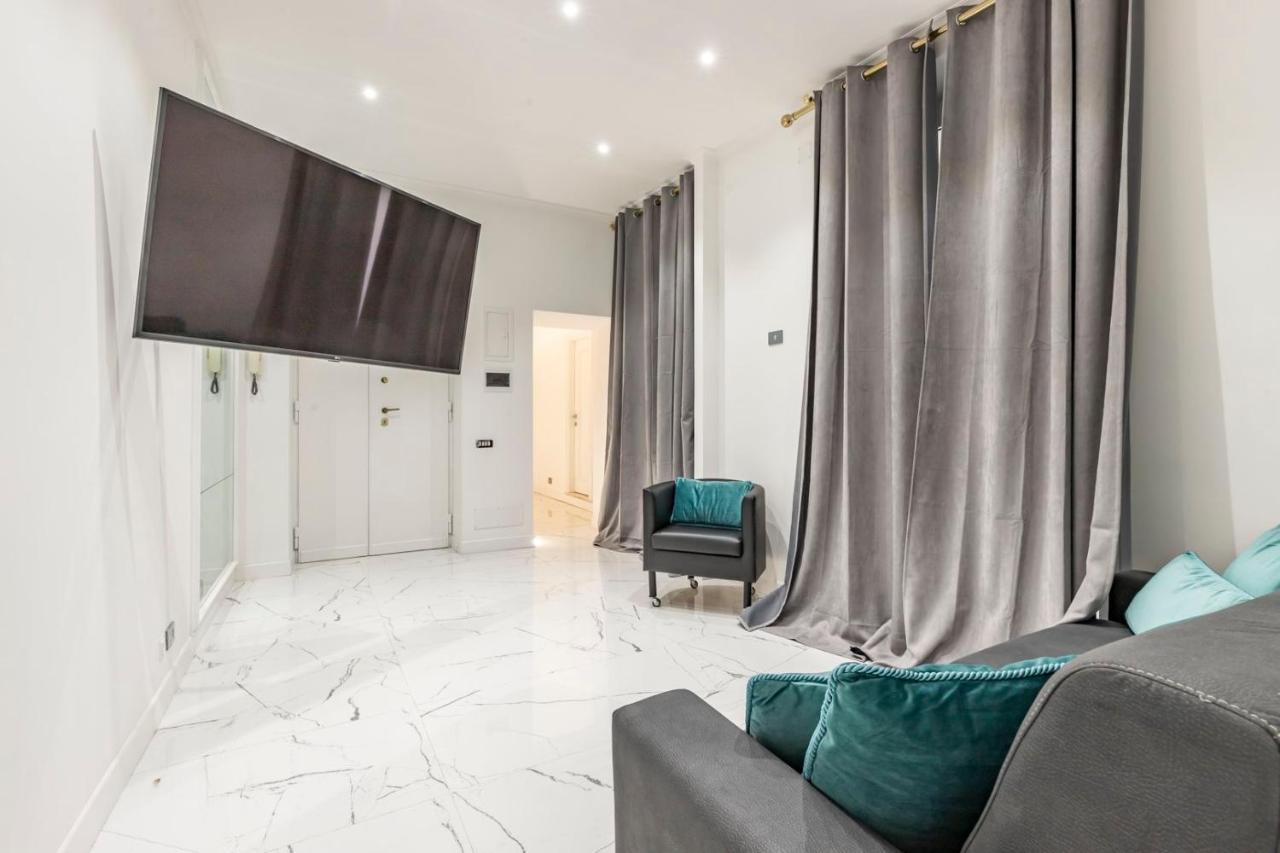 Trevi Luxury Design Apartment Jacuzzi Roma Exterior foto