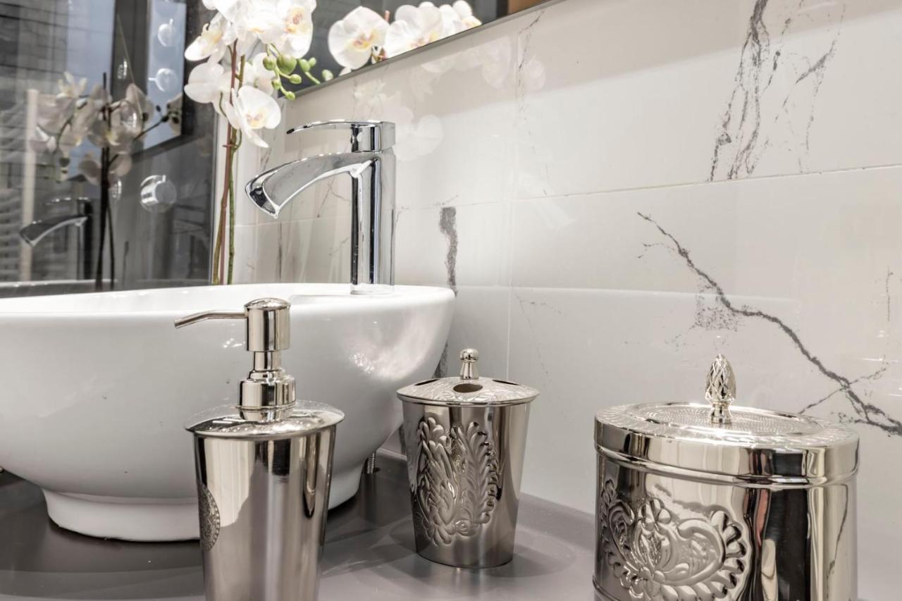 Trevi Luxury Design Apartment Jacuzzi Roma Exterior foto