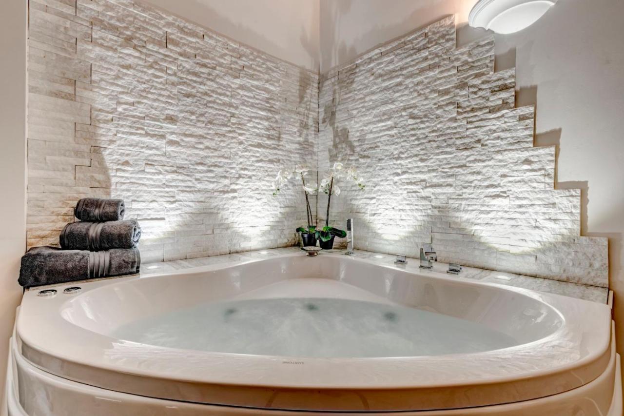 Trevi Luxury Design Apartment Jacuzzi Roma Exterior foto
